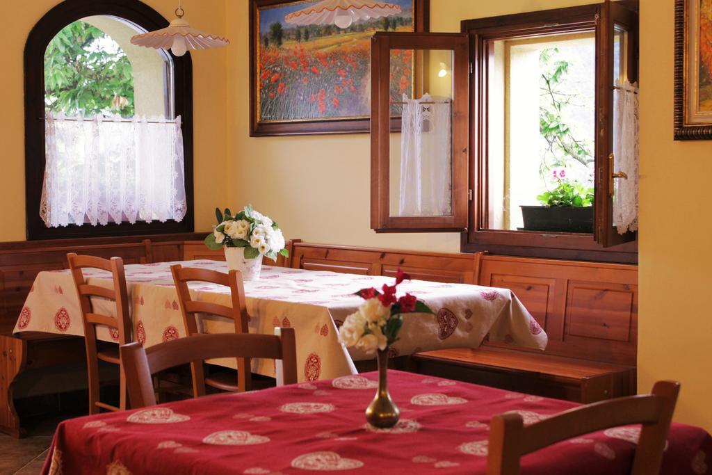 Bed And Breakfast Montino Cene Bagian luar foto
